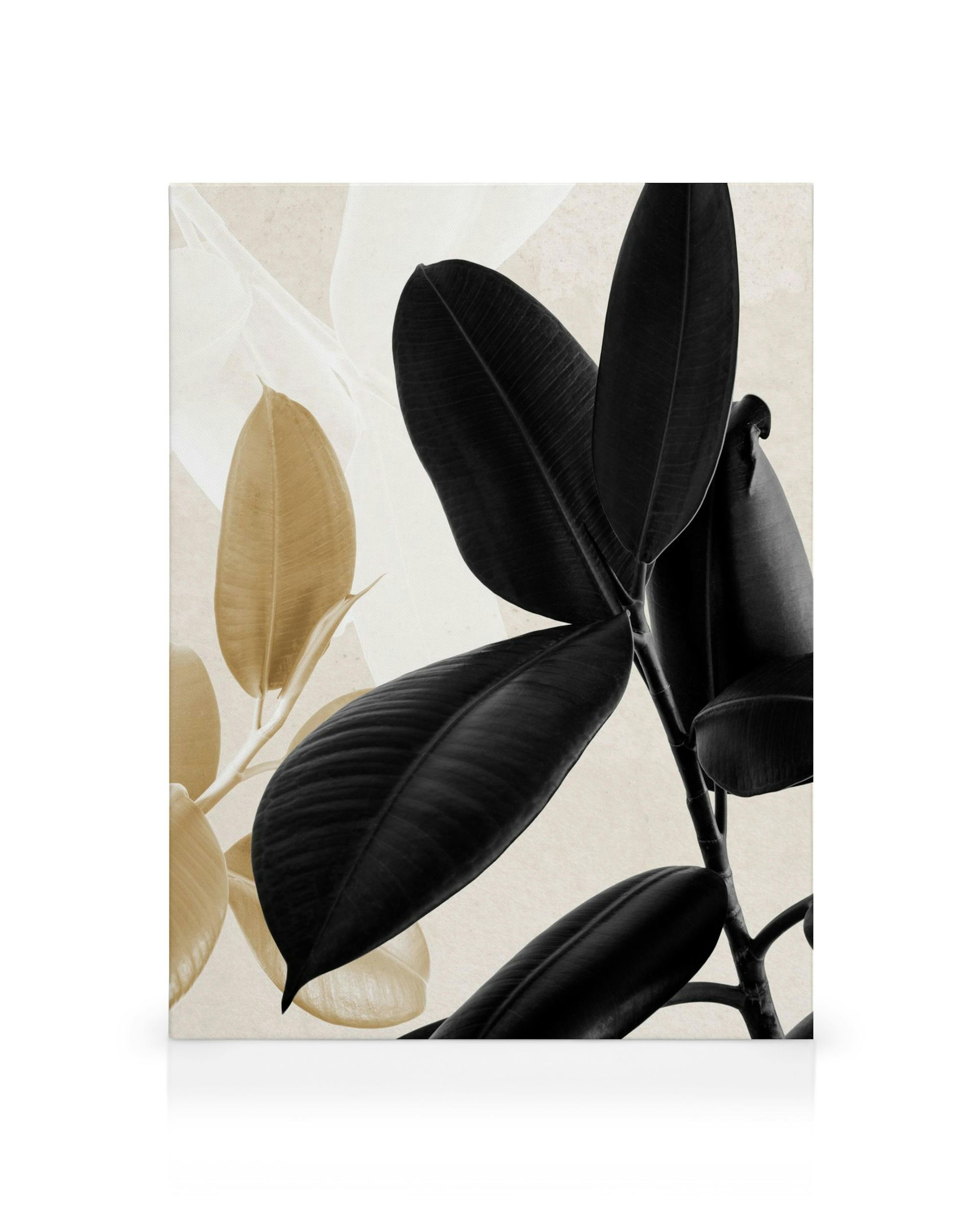 Toile avec des feuilles sombres et une branche, feuilles brun clair en arrière-plan sur fond beige doux. Idéal pour un décor mod