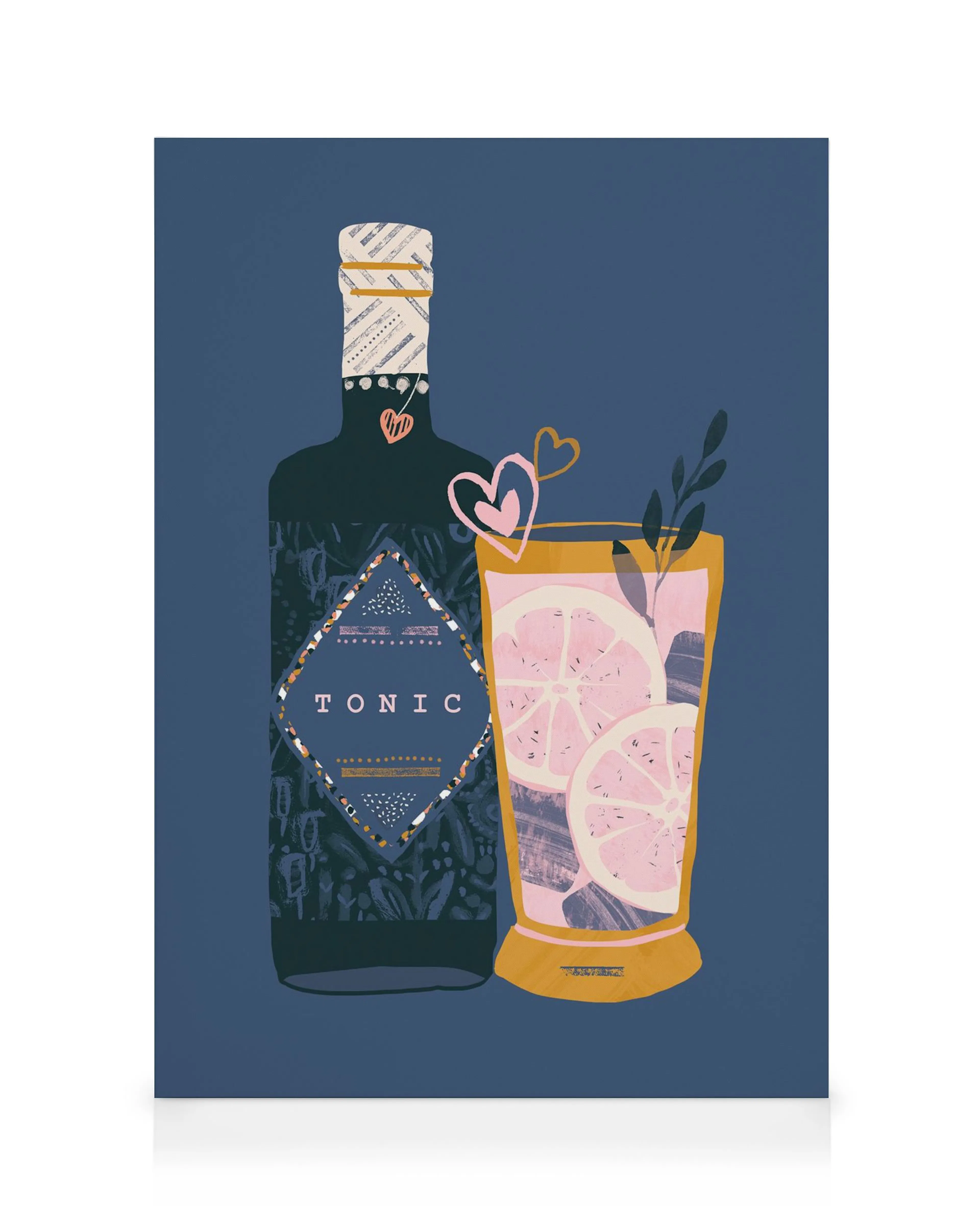 Canvas met een fles gin en een glas met roze citroenschijfjes, hartjes en bladeren op een donkerblauwe achtergrond.