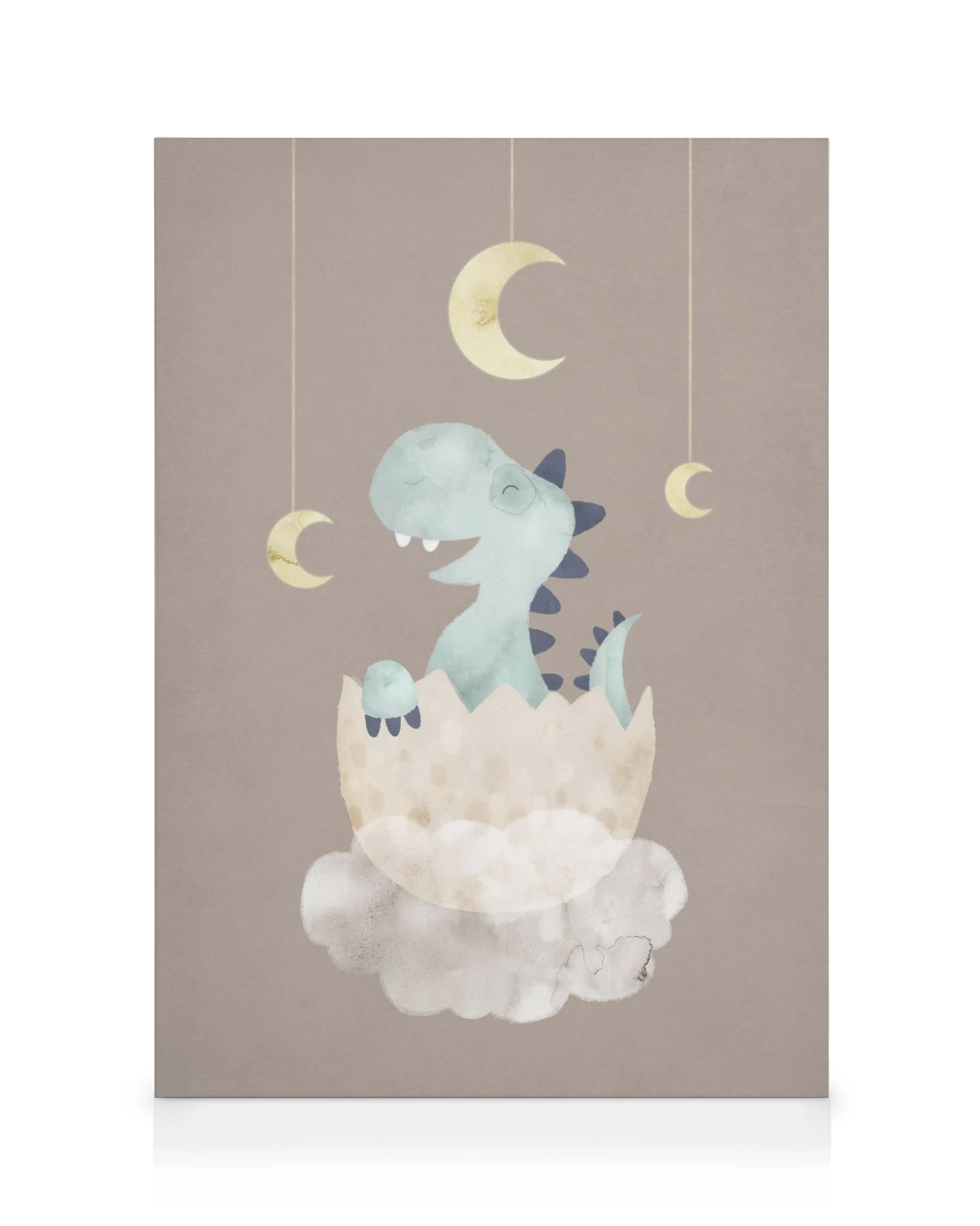Blauwe babydinosaurus komt uit een ei op een wolk, lachend naar een vogel, met manen op een beige achtergrond.
