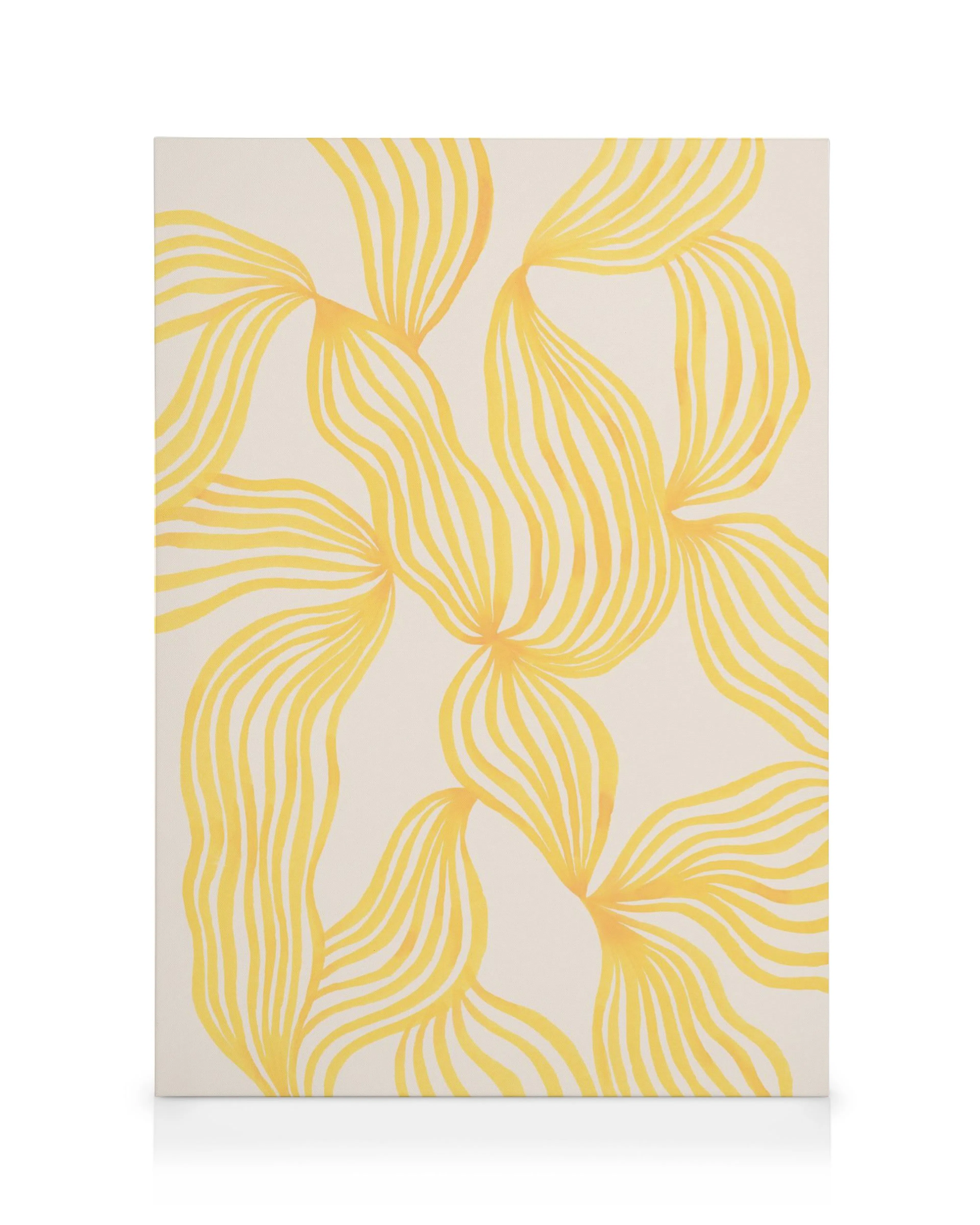 Tela decorativa com padrões de folhas amarelas e brancas sobre fundo bege claro, criando linhas curvas. Arte botânica moderna.