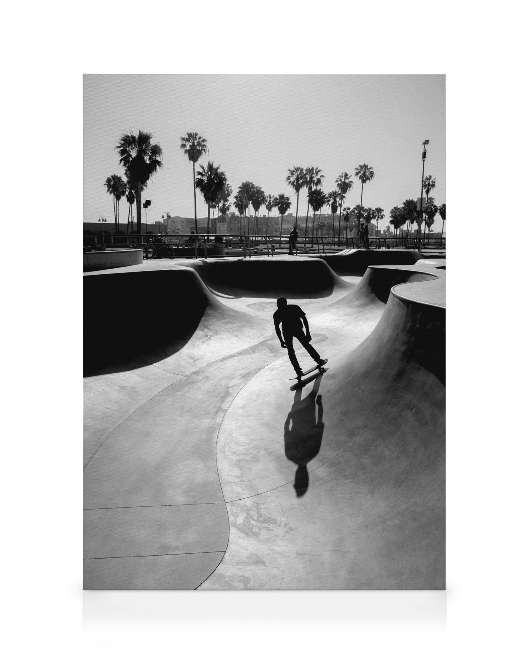 Venice Beach Skate Stampa su Tela (30x40 cm - Cornice in nero)- Bianco e nero
