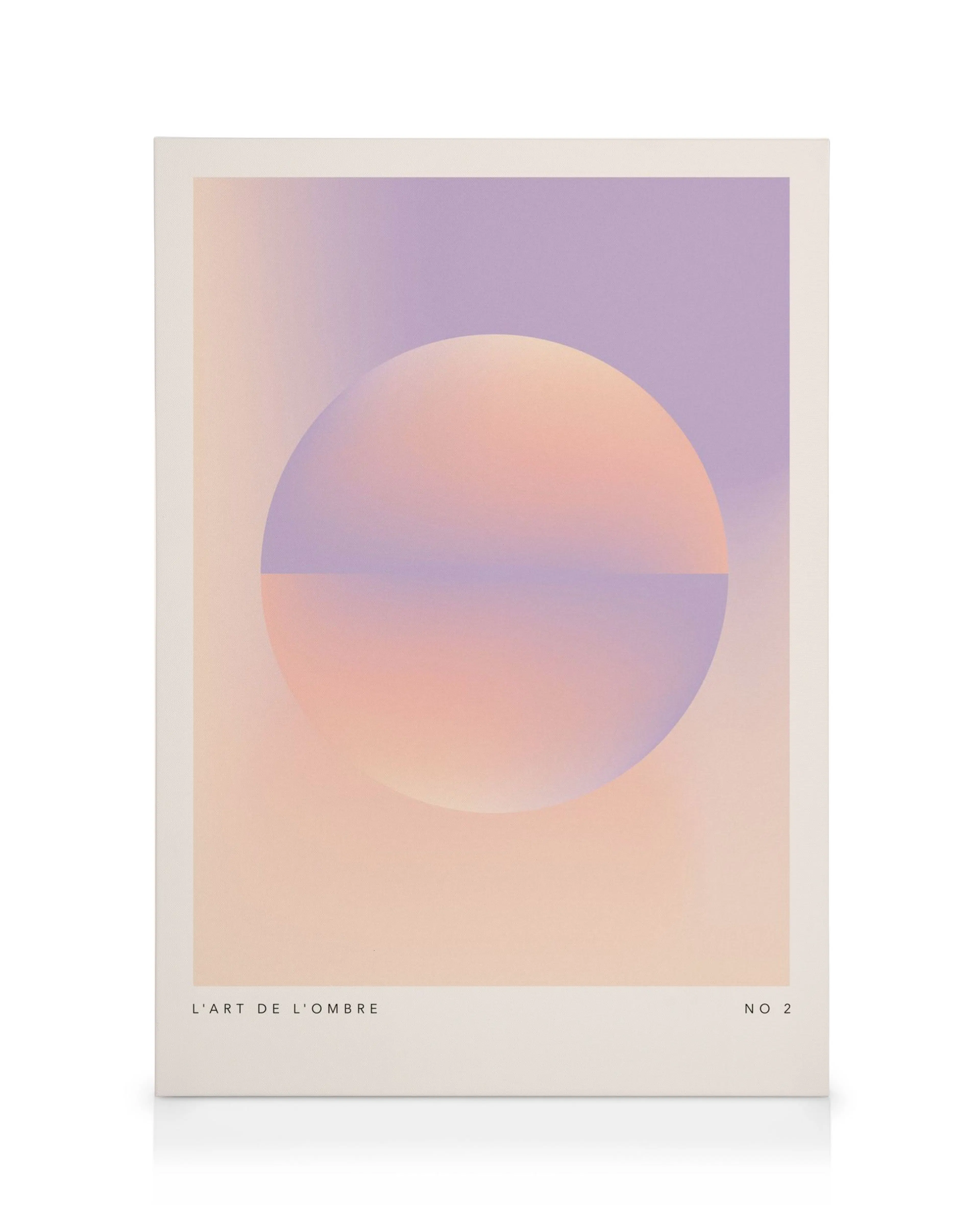 L’Art de l’Ombre No2 kanvaasi, jossa on oranssin ja violetin sävyjä pehmeästi yhdistävä ympyrä. Minimalistinen kangastaulu.