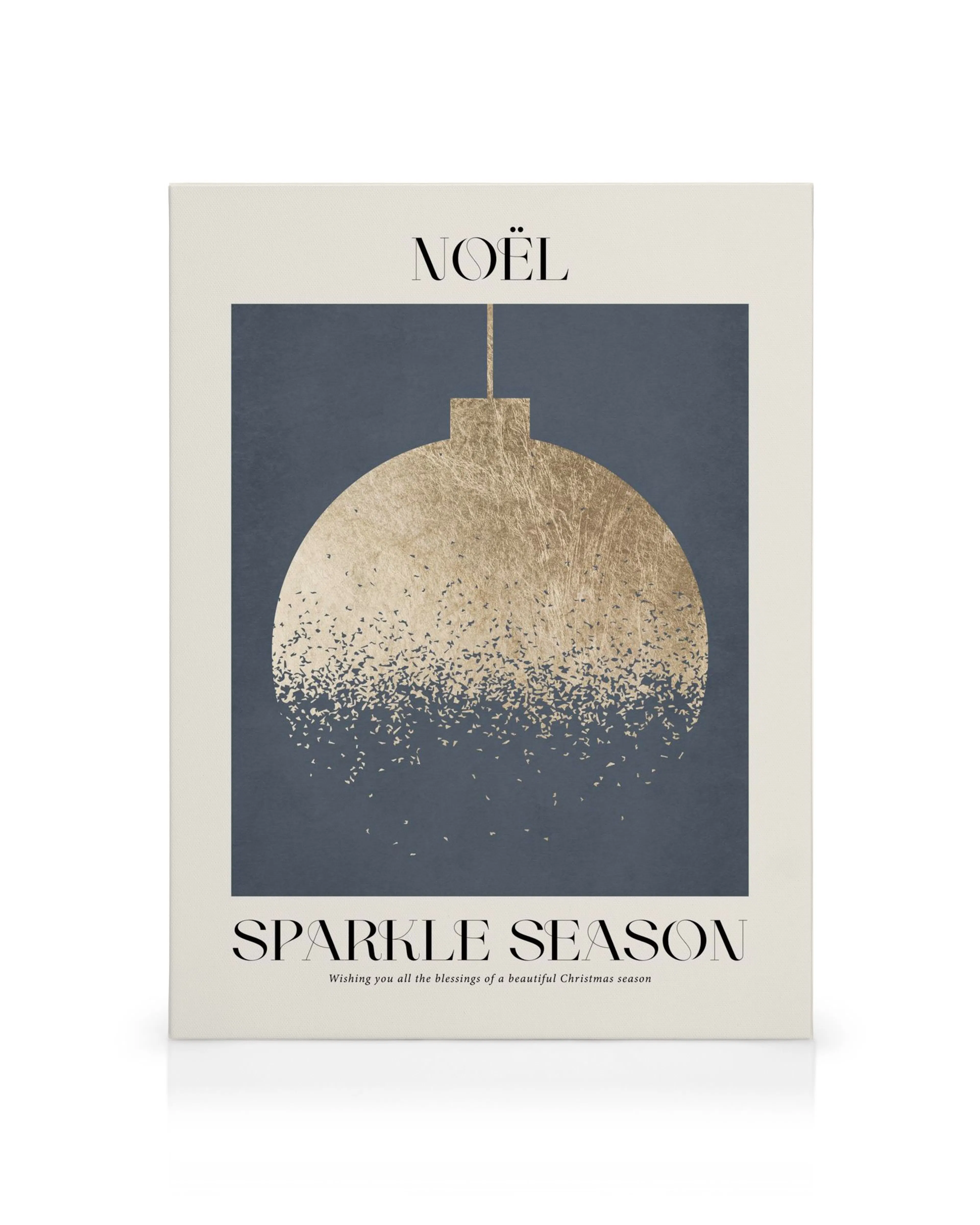 Goldene Weihnachtskugel auf blauem Hintergrund, mit Noël und Sparkle Season Text, grafisches Leinwandbild.