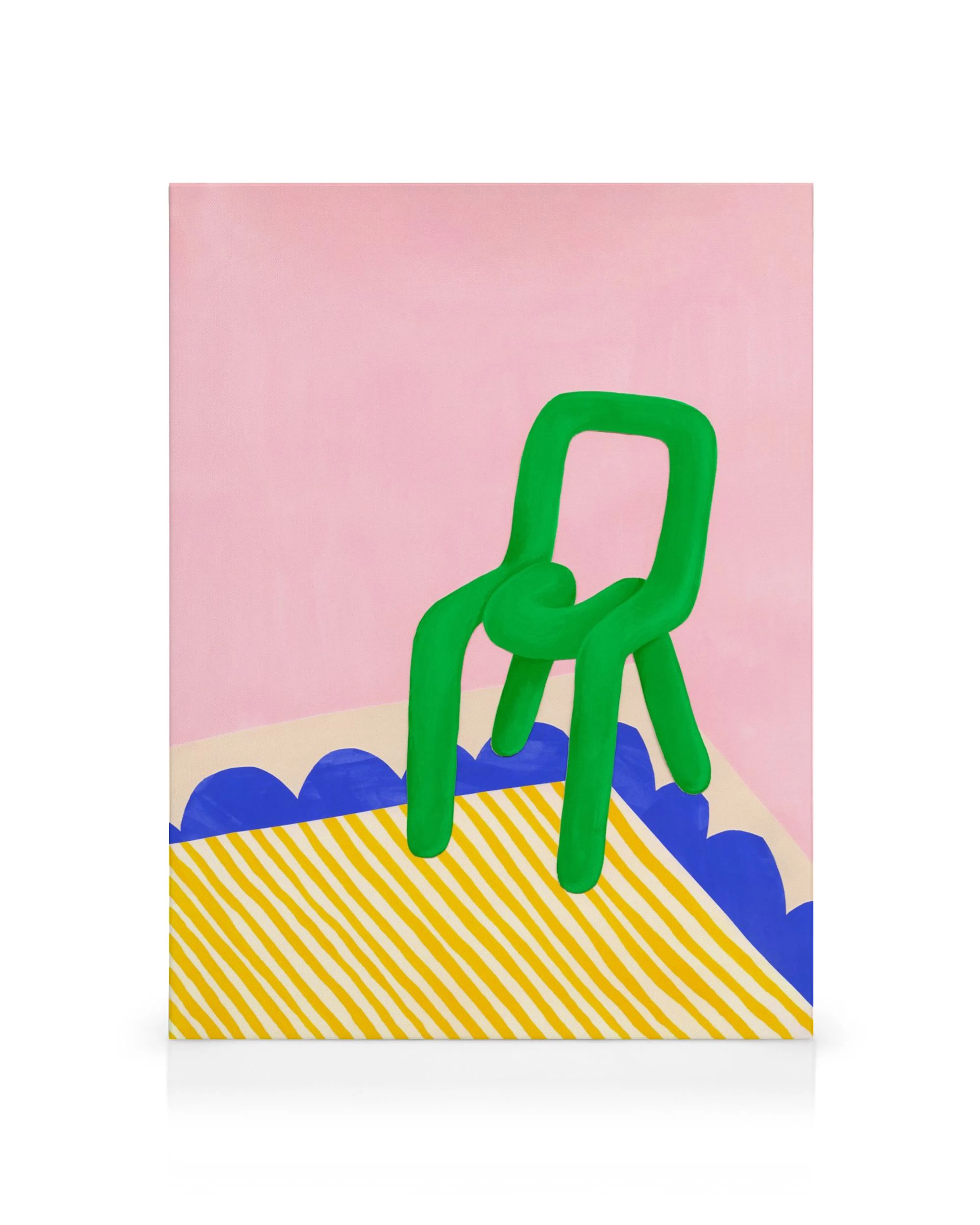 Toile abstraite avec une chaise verte tubulaire, un sol à rayures jaunes et blanches, un mur rose et un motif ondulé bleu
