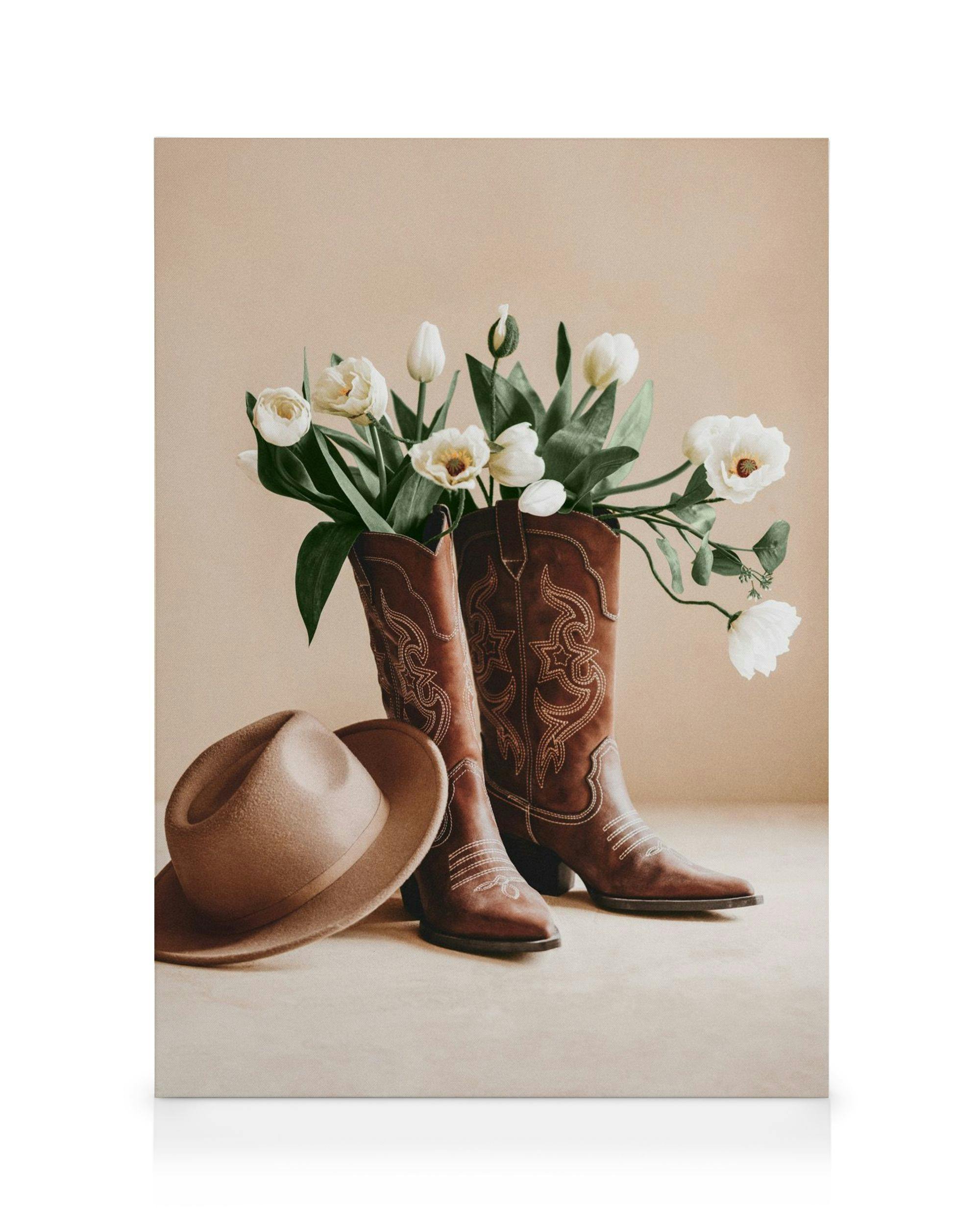 Poppies in Cowboy Boots Lerret (30x40 cm - Svart Ramme)