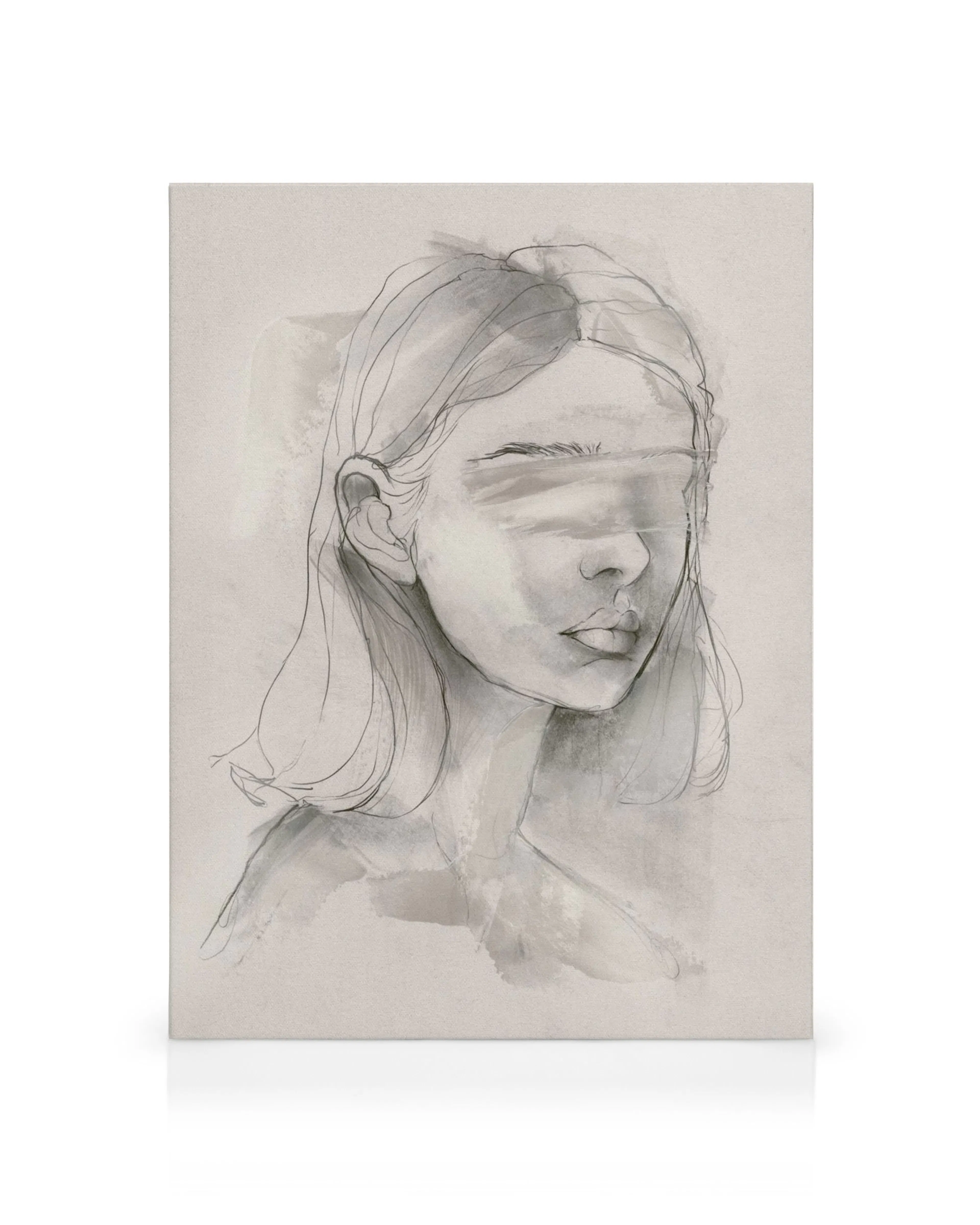 Desenho a carvão de mulher vendada com cabelo esvoaçante, arte de parede misteriosa em tons neutros.