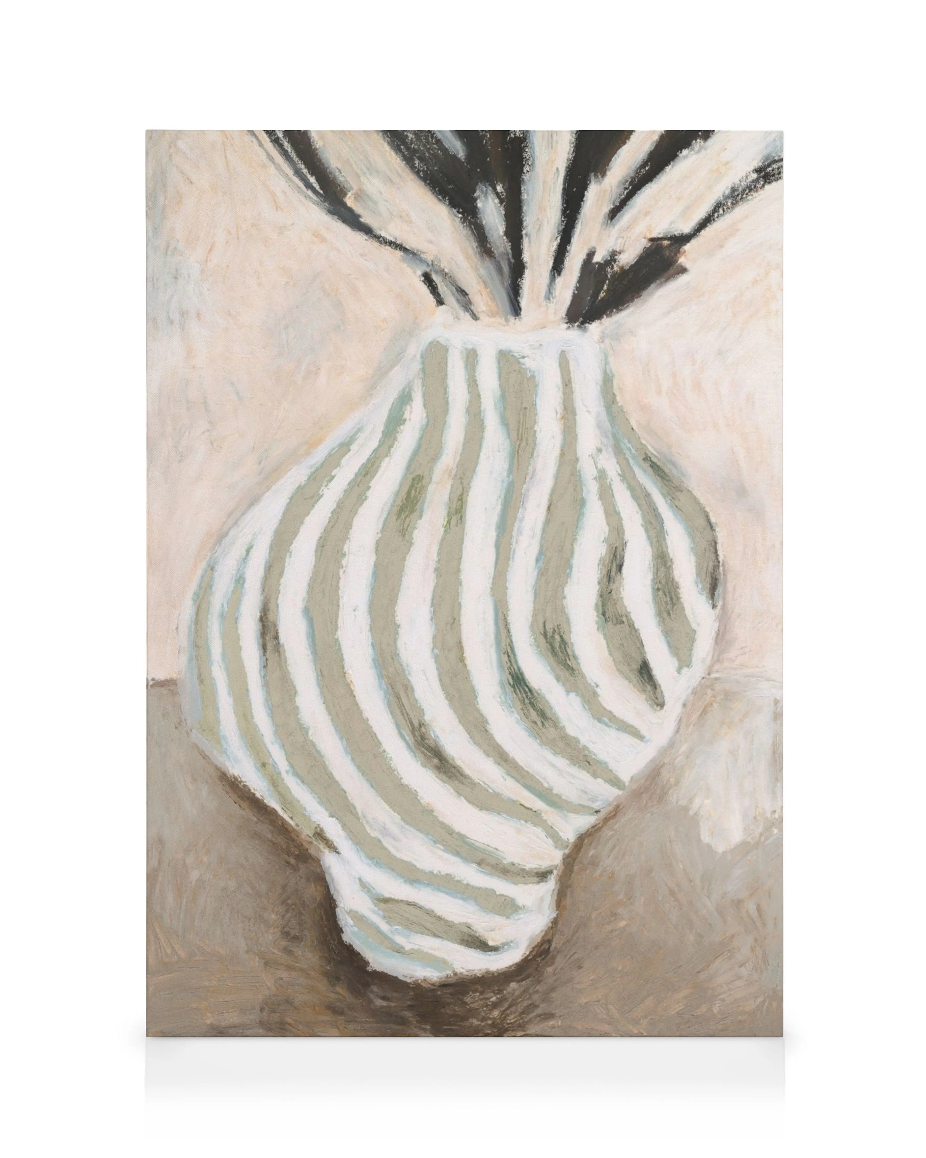 Abstract canvas met groen-wit gestreepte vaas, beige achtergrond, zwarte penseelstreken, handgeschilderd kunstwerk.