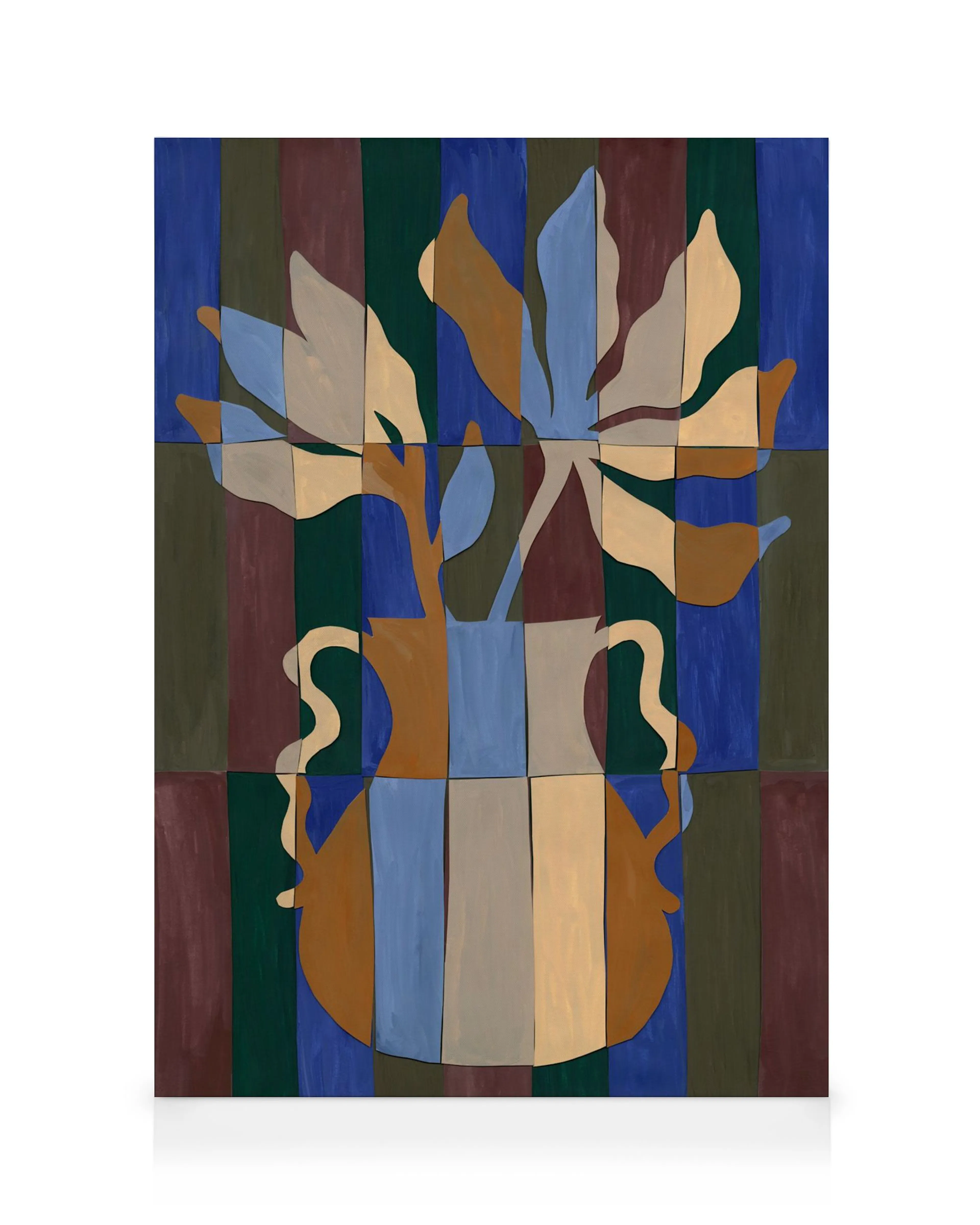 Stampa su tela di vaso di fiori in stile collage con forme blu, arancioni e bianche su sfondo patchwork.