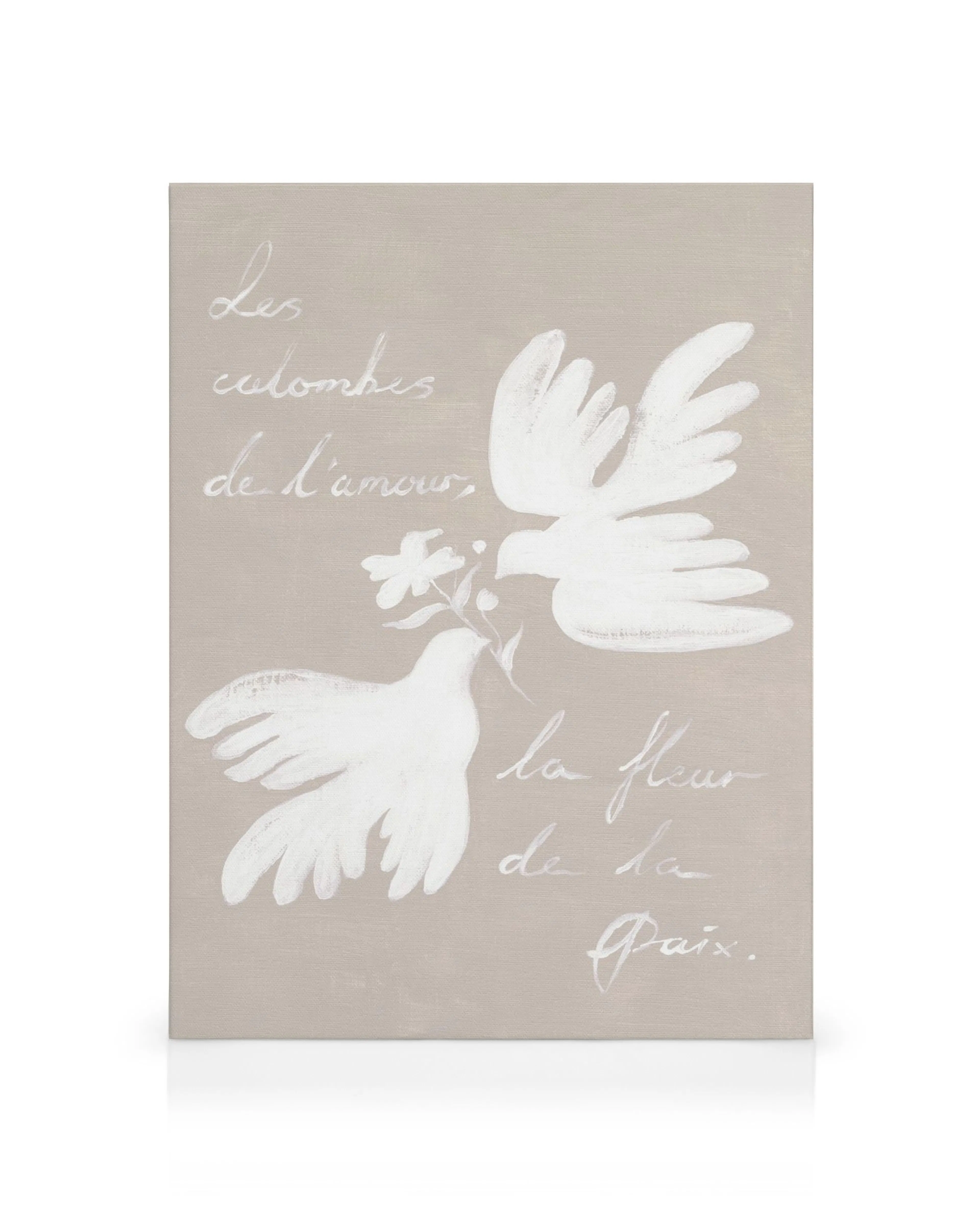 Affiche Doves of Love, Flower of Peace, deux colombes blanches et un lys sur fond beige, typographie épurée