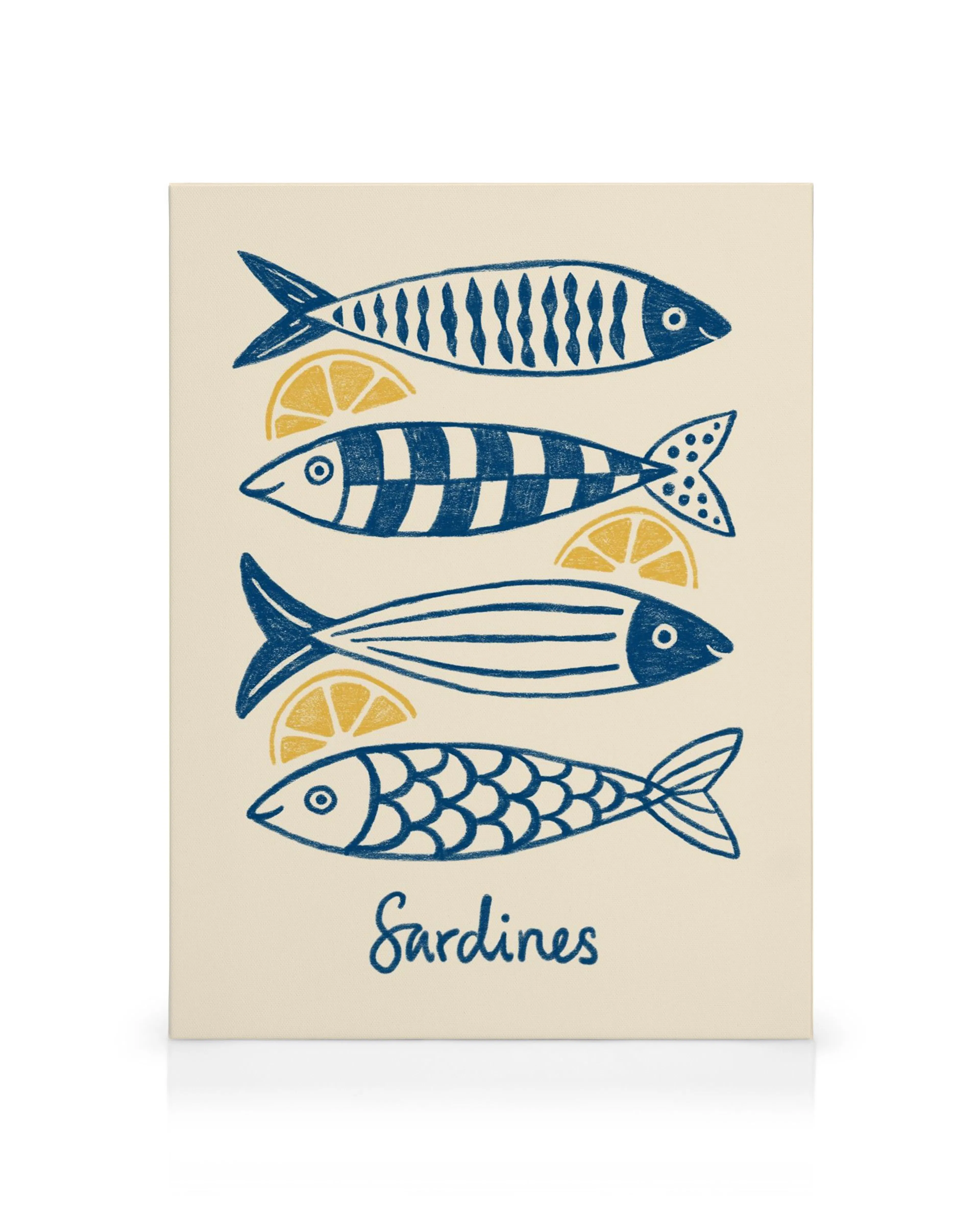 Obraz na płótnie z czterema niebieskimi sardynkami, plasterkami cytryn i napisem Sardines na beżowym tle.