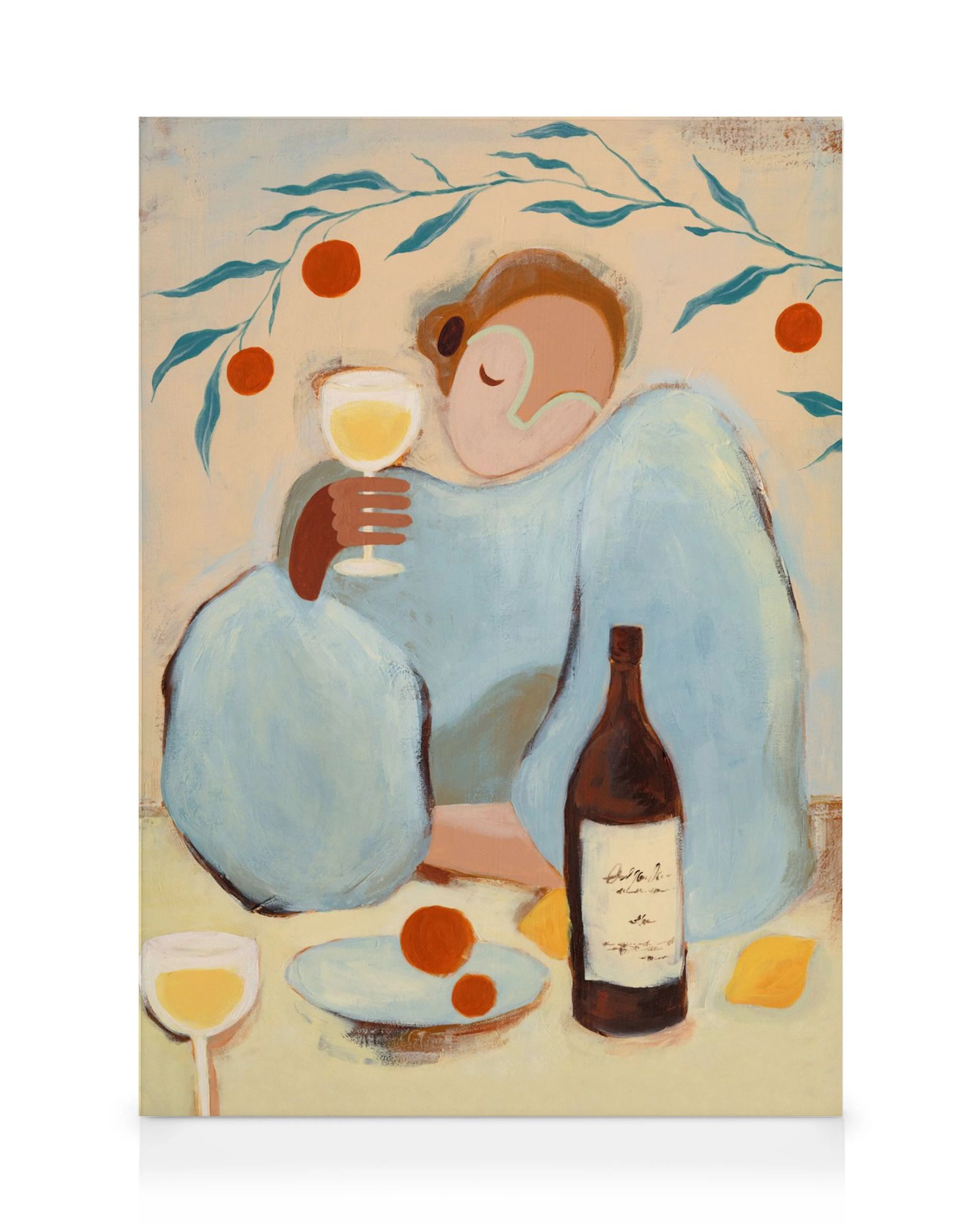 Toile représentant une personne en bleu tenant un verre de vin, avec une bouteille et des fruits sur une table.
