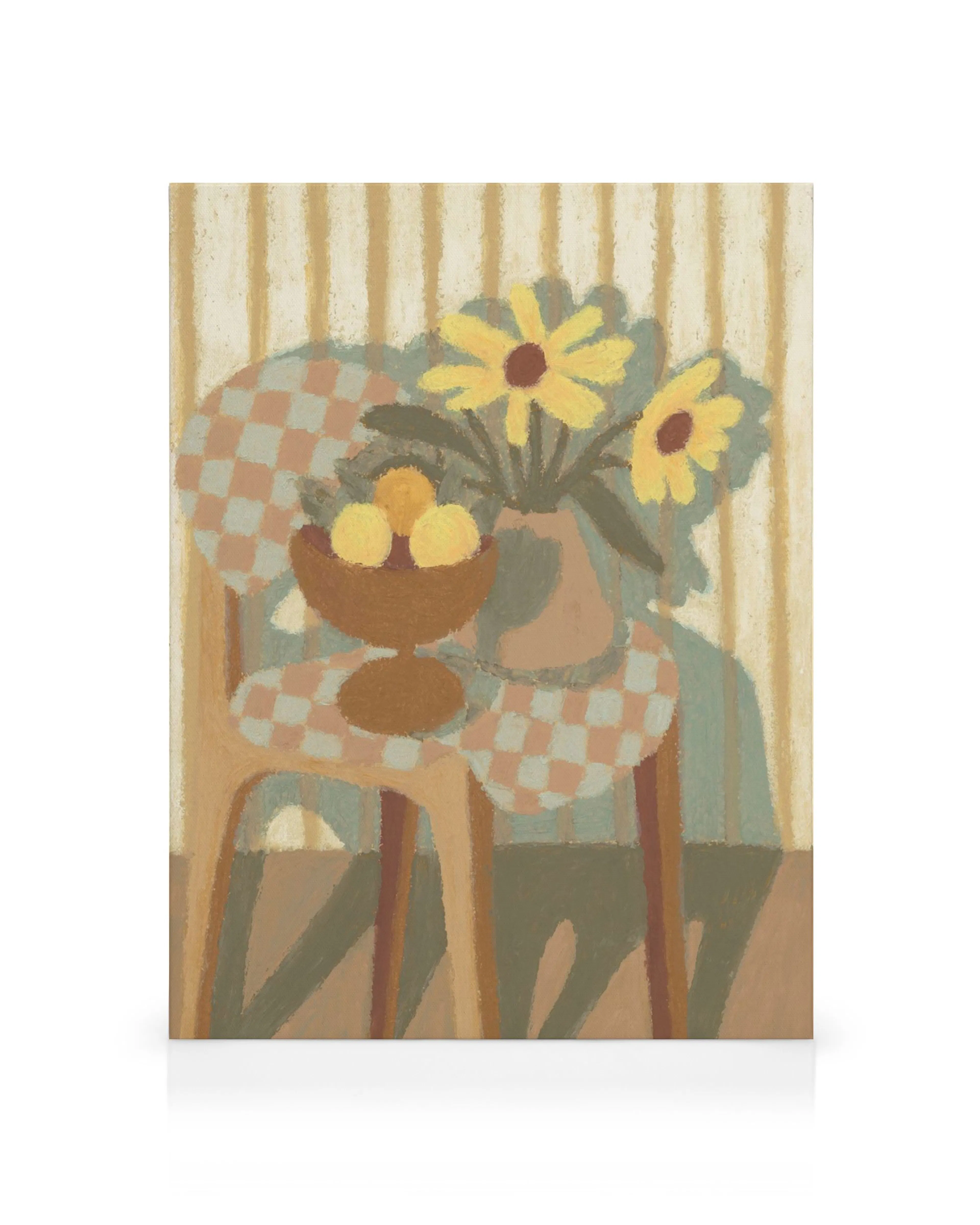 Lerretsbilde av et stilleben med en bolle sitroner og gule blomster i vase på en stol med rutete duk.