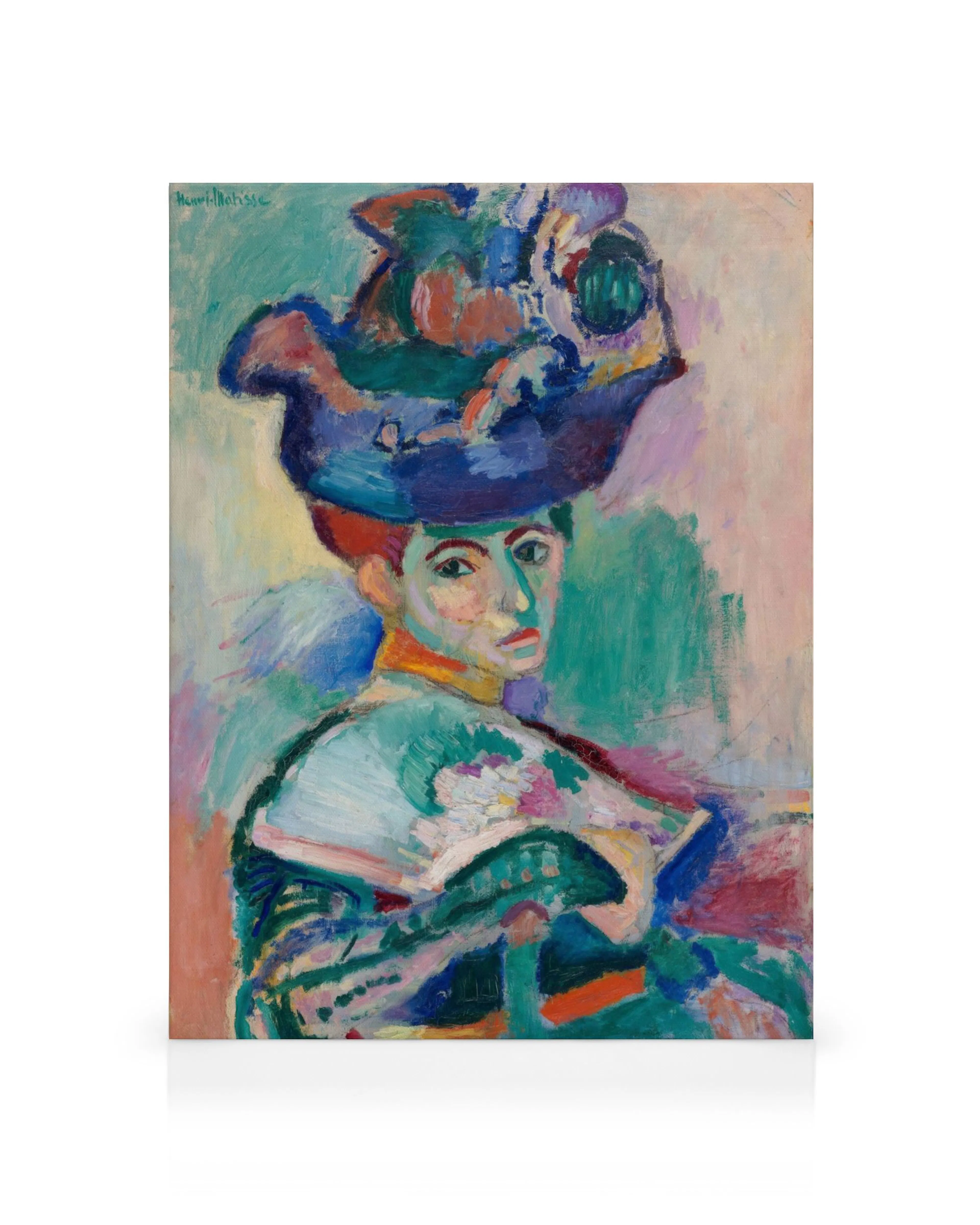 Tela decorativa com pintura fauvista de uma mulher em cores vibrantes, usando um chapéu grande e azul.