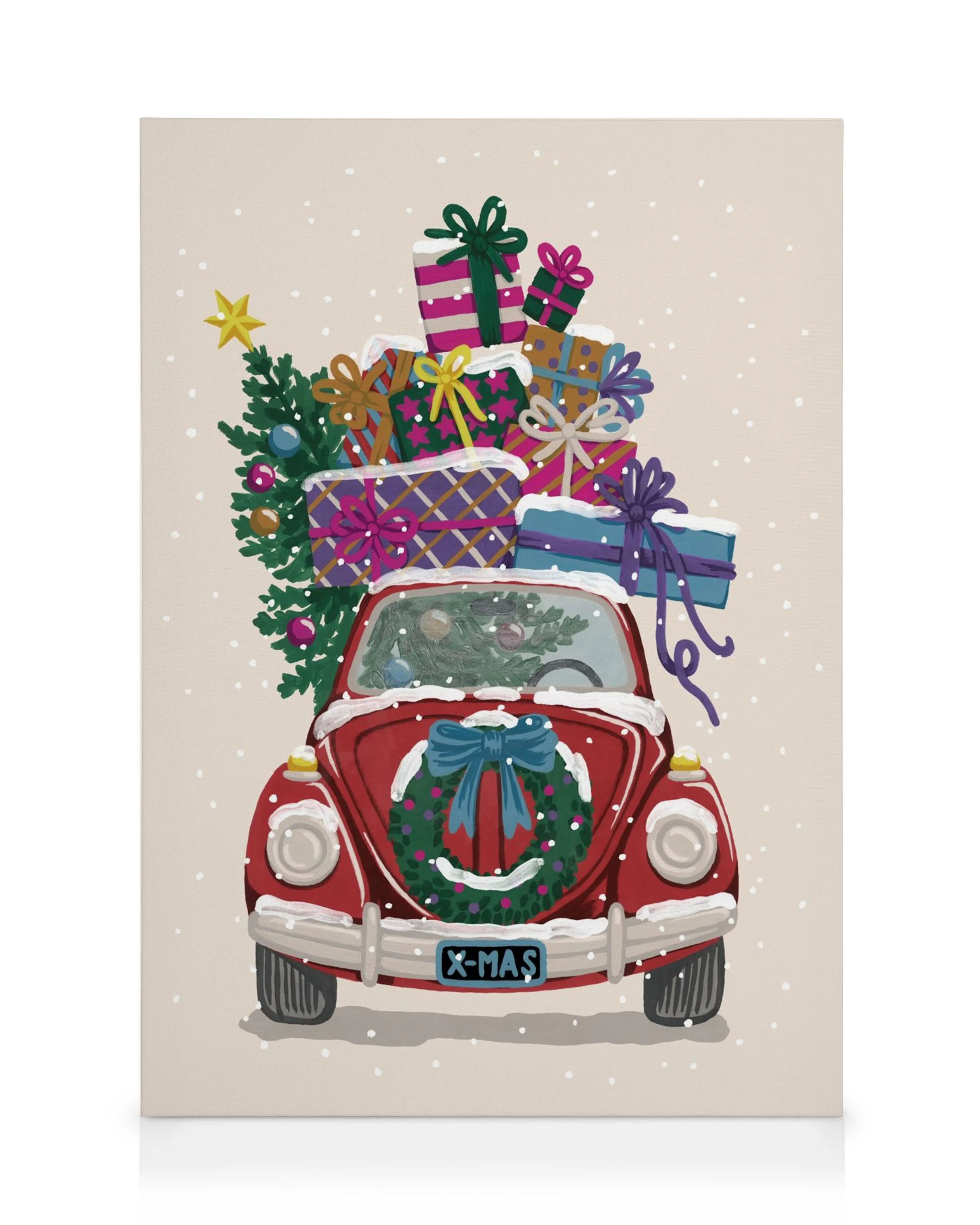 Coche rojo de Navidad con regalos y árbol decorado bajo la nieve, estilo festivo pintado a mano.