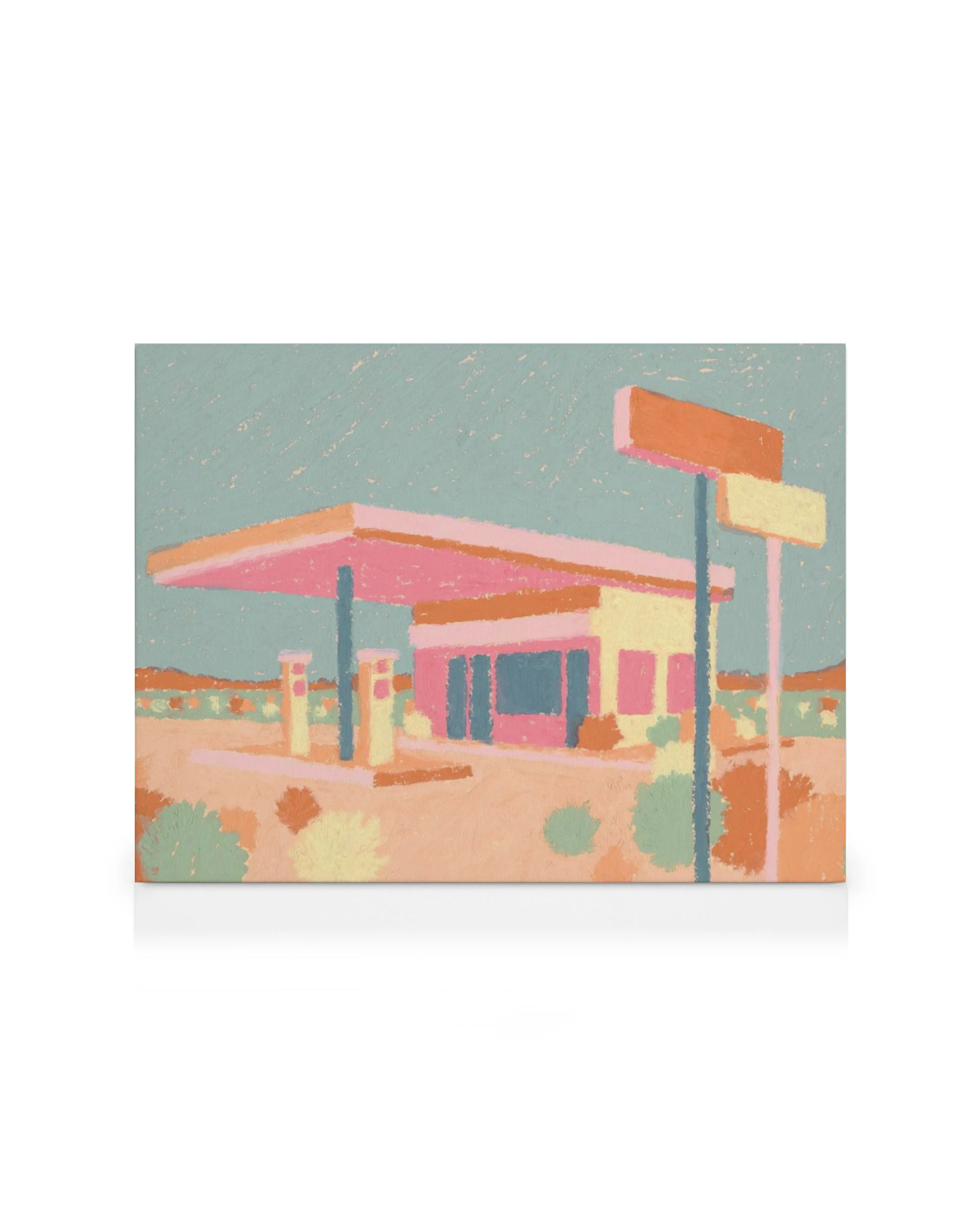 Lienzo de una gasolinera en el desierto con colores pastel, incluyendo rosa, amarillo, azul y naranja.