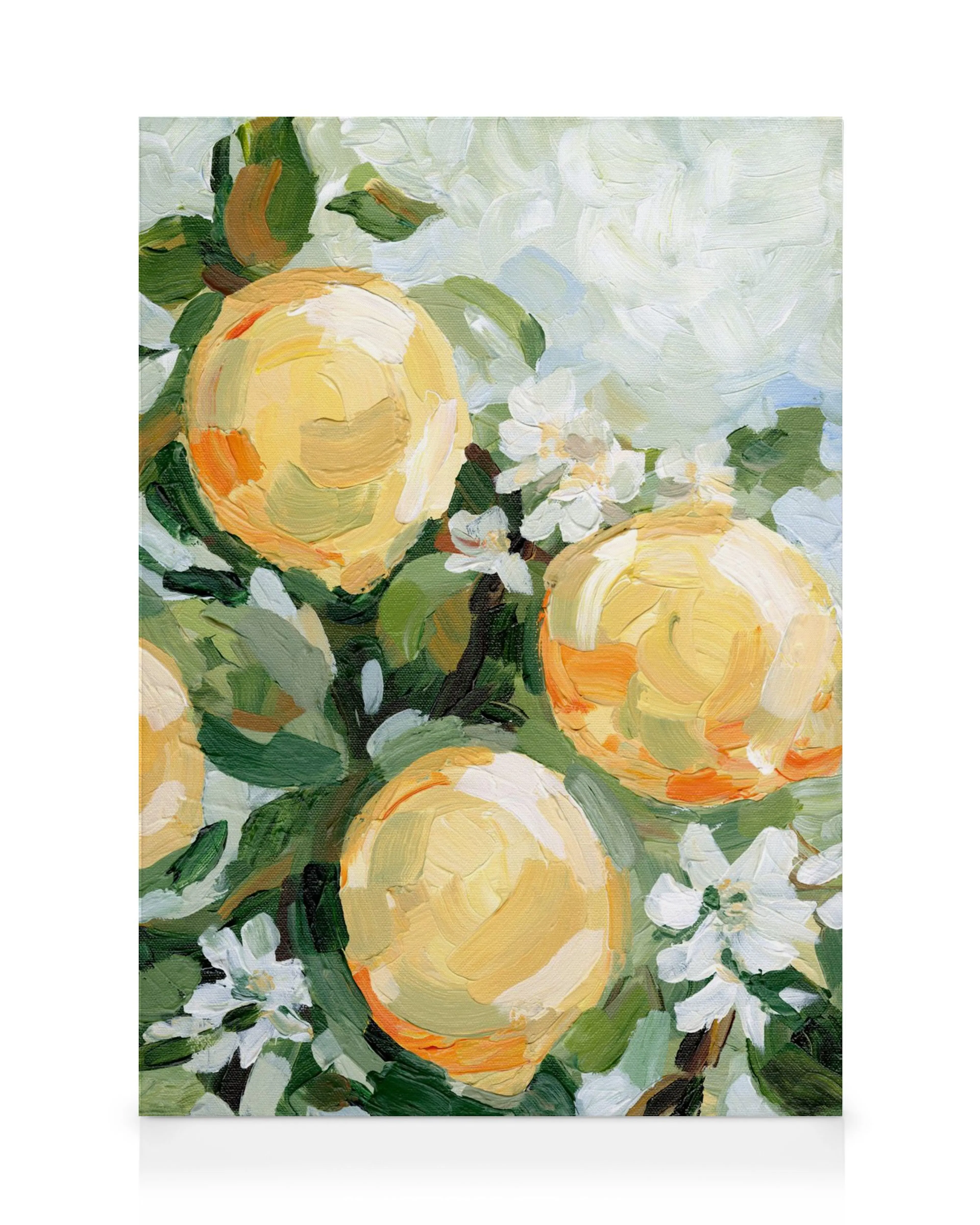 Stampa su tela di limoni gialli e fiori bianchi tra foglie verdi, con pennellate materiche.