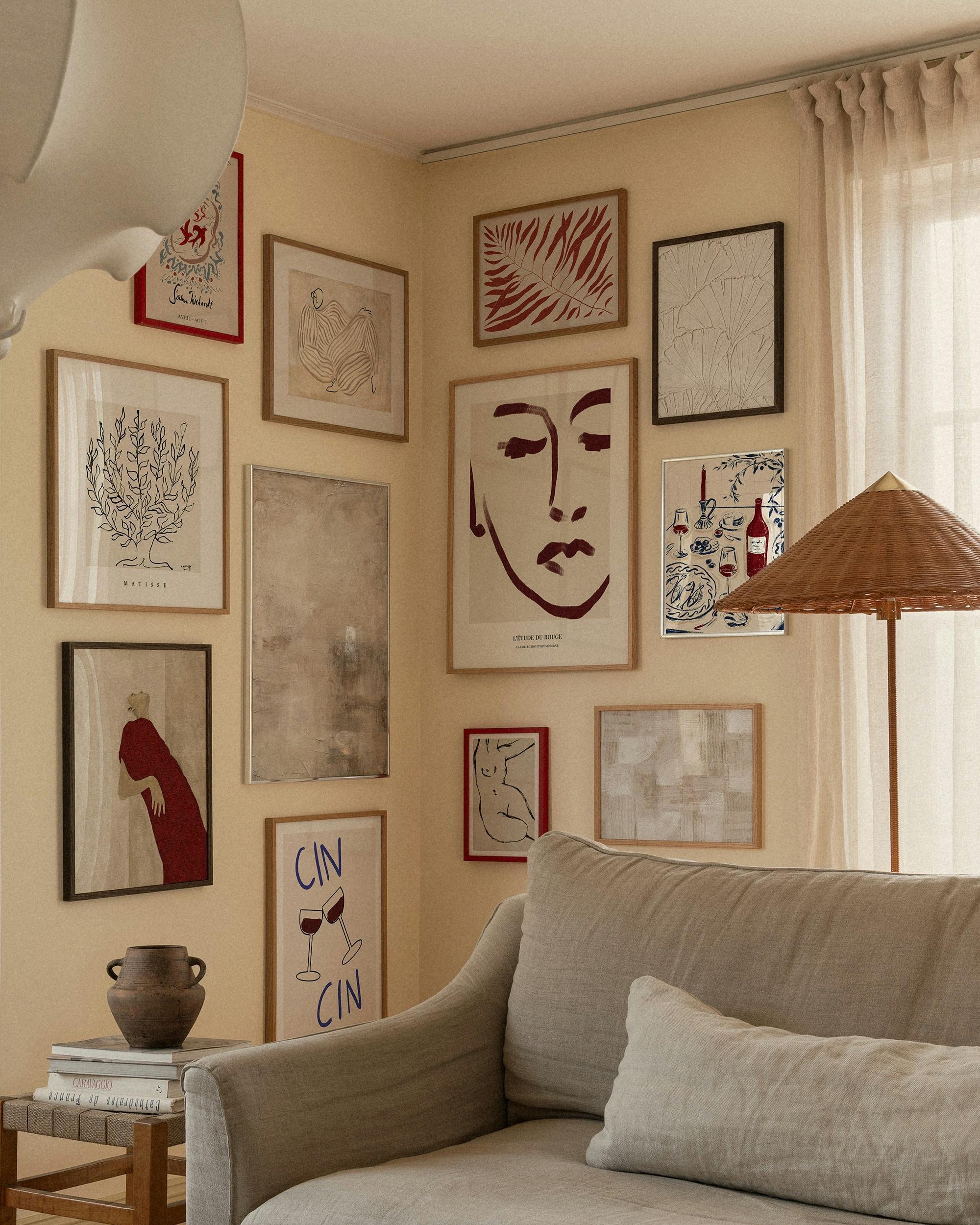 Soft Accent gallery wall (ONE SIZE)