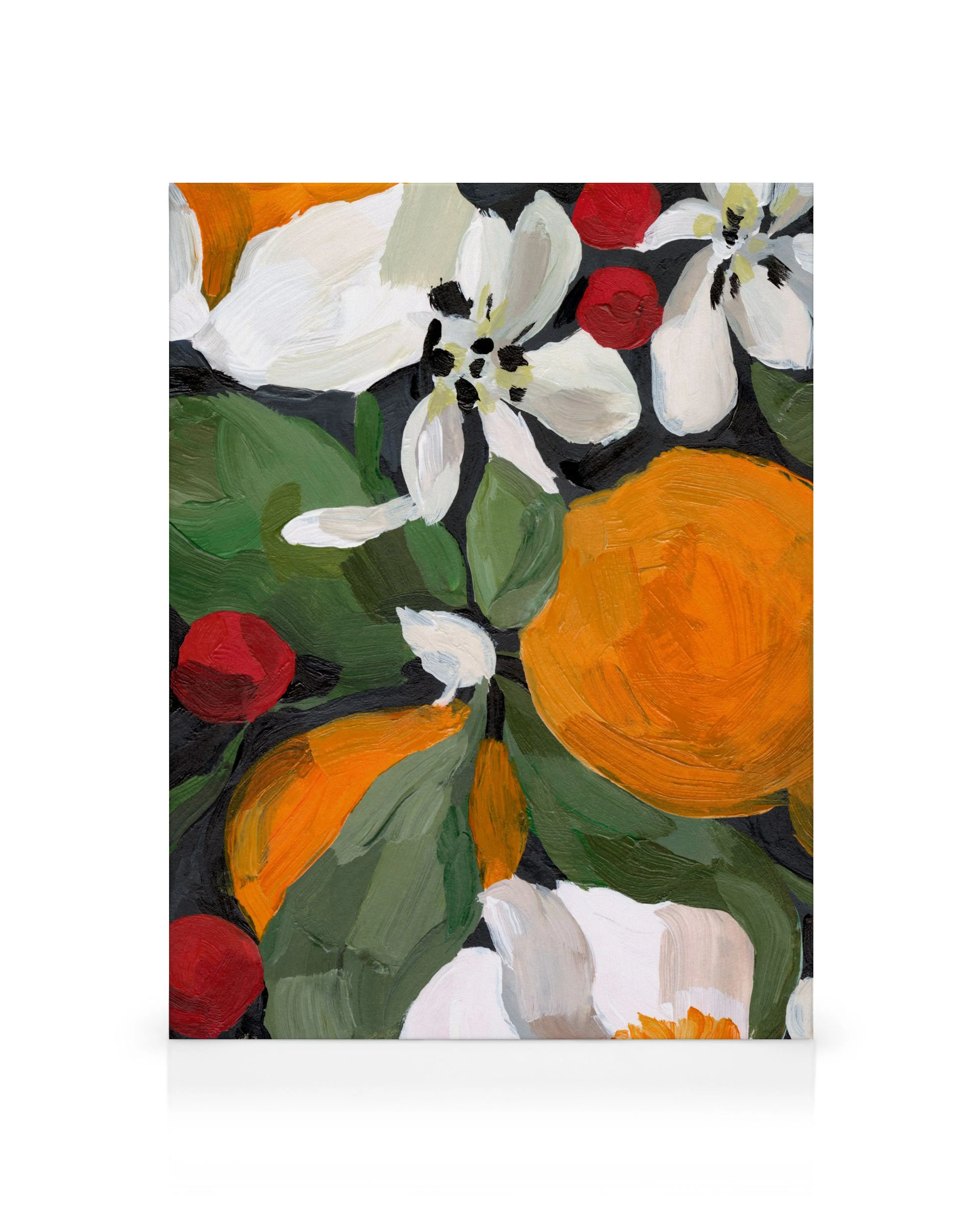 Håndmalt lerretsbilde med oransje frukter, hvite blomster og røde bær mot en mørkegrønn bakgrunn i kunstnerisk stil.